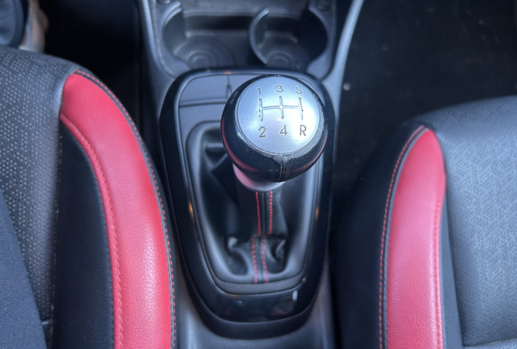 Kia Picanto III (2) 1.0 DPI 67 Ch GT LINE * 1ER MAIN * ENTRETIEN KIA * CARPLAY * CAMERA