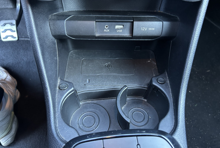 Kia Picanto III (2) 1.0 DPI 67 Ch GT LINE * 1ER MAIN * ENTRETIEN KIA * CARPLAY * CAMERA