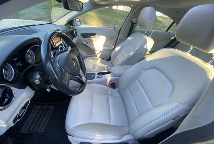 Mercedes CLA COUPE 200 CDi 1.8 CDI 7G-DCT BUSINESS 136CH