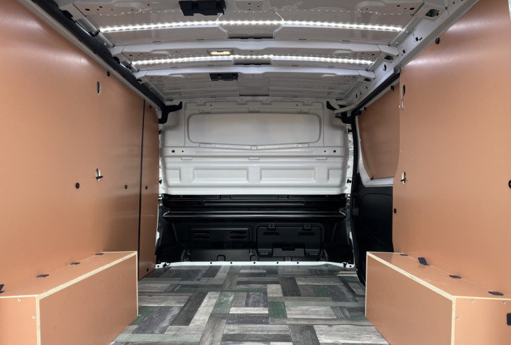 Nissan PRIMASTAR 2.0 dCi 150cv Tekna DCT6 L1H1 1ère Main 