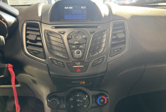 Ford Fiesta FORD FIESTA 1.25 60CV  CLIM - COMMANDE VOLANT - DISTRIBUTION OK