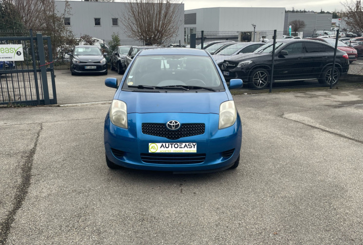 Toyota Yaris 1.4 / 90 CH 