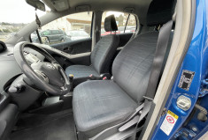 Toyota Yaris 1.4 / 90 CH 