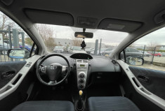 Toyota Yaris 1.4 / 90 CH 