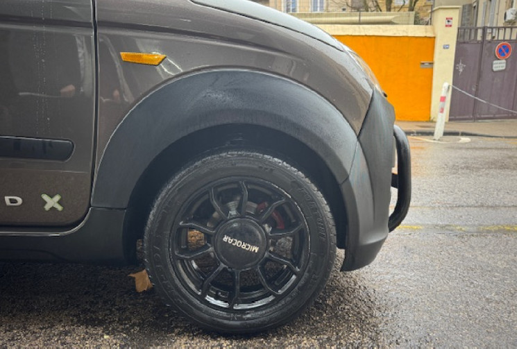 Microcar M.GO HIGHLAND origine France / pack multimedia / camera de recul / 