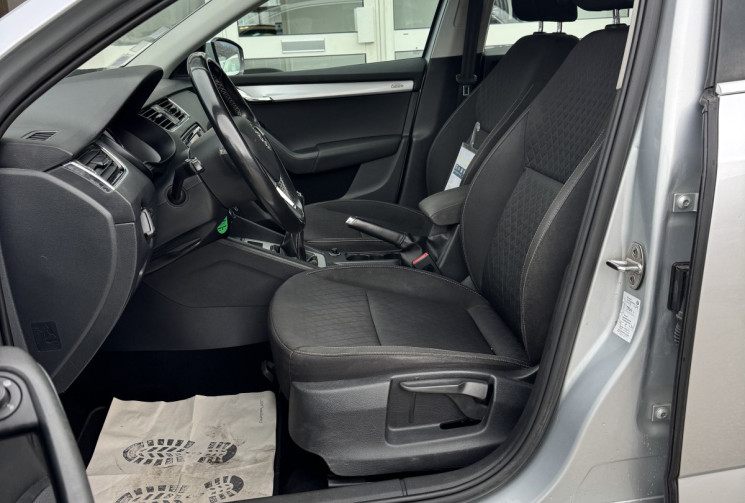 Skoda Octavia Combi 1.6 TDI 110 tour de France 