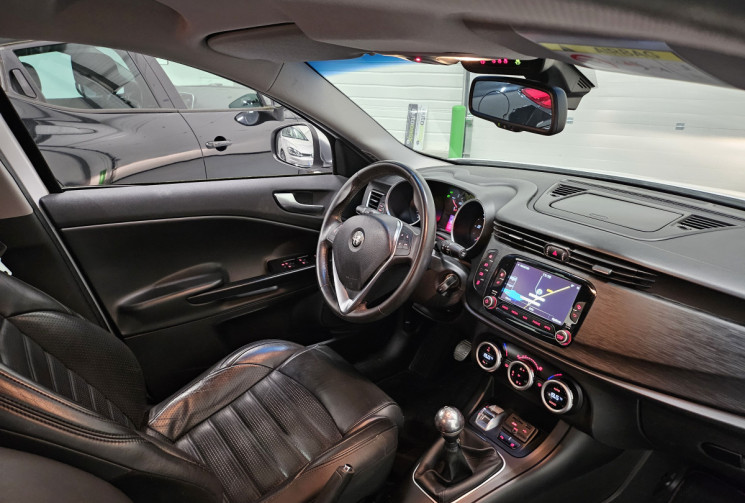 Alfa Romeo GIULIETTA  1.6 JTDM 120 cv Lusso