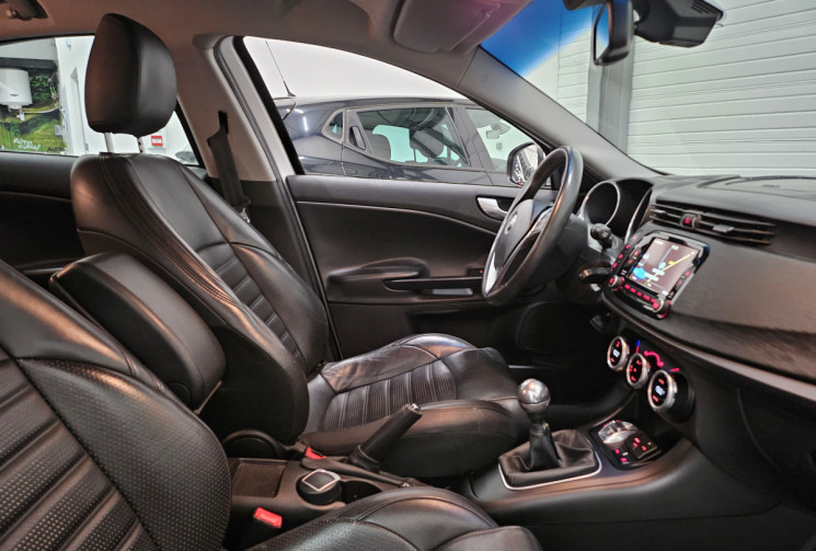 Alfa Romeo GIULIETTA  1.6 JTDM 120 cv Lusso