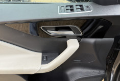 Jaguar F-Pace 3.0 D PRESTIGE V6 AWD 300 / MERIDIAN / CAMERA / HAYON ELECTRIQUE