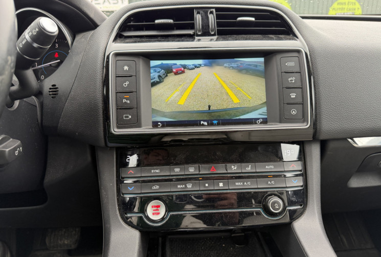 Jaguar F-Pace 3.0 D PRESTIGE V6 AWD 300 / MERIDIAN / CAMERA / HAYON ELECTRIQUE