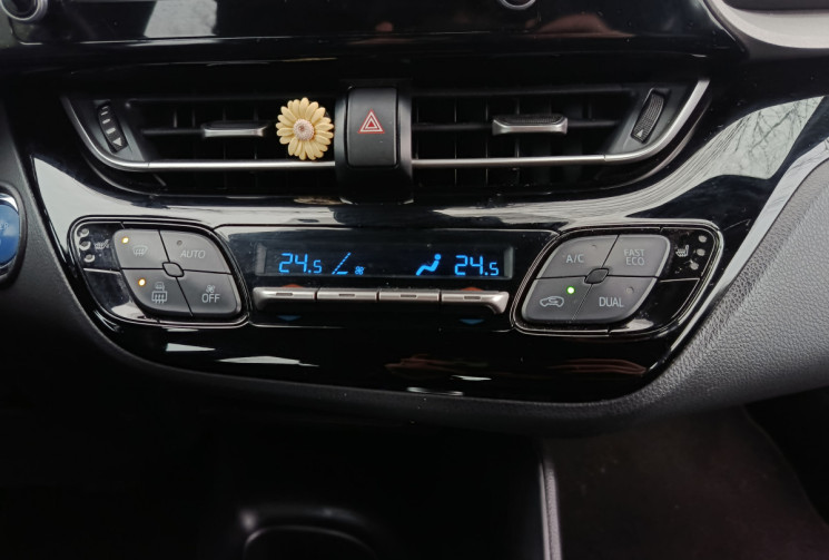 Toyota C-HR 1.8 VVT-I 16V DYNAMIC BUSINESS 122