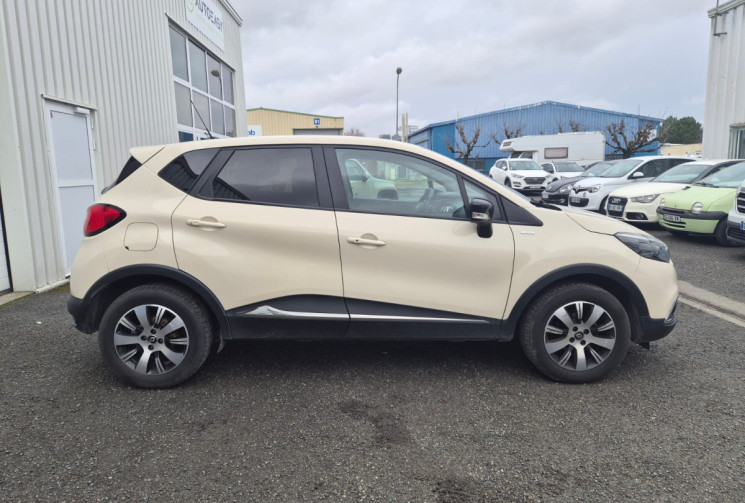 Renault Captur RENAULT CAPTUR TCE 90 LIMITED * CARNET COMPLET  