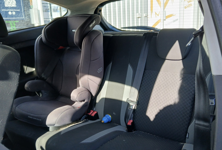 Ford Fiesta VI Phase 2 3 portes 1.25 i 16V EDITION 