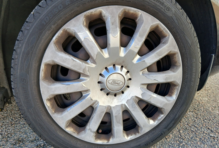 Ford Fiesta VI Phase 2 3 portes 1.25 i 16V EDITION 