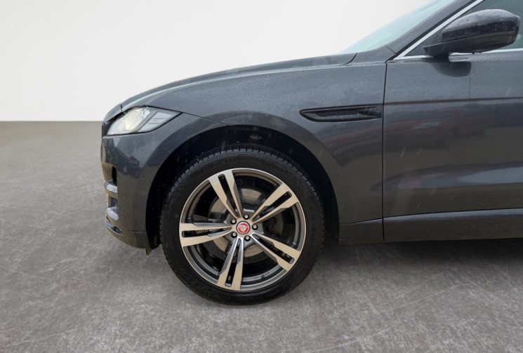 Jaguar F-Pace 3.0 D PRESTIGE V6 AWD 300 / MERIDIAN / CAMERA / HAYON ELECTRIQUE