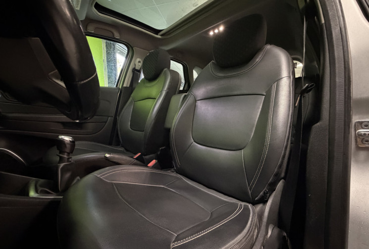 Renault Captur 1.2 TCe 120 CV Intens +Cuir + Toit panoramique+ Attelage