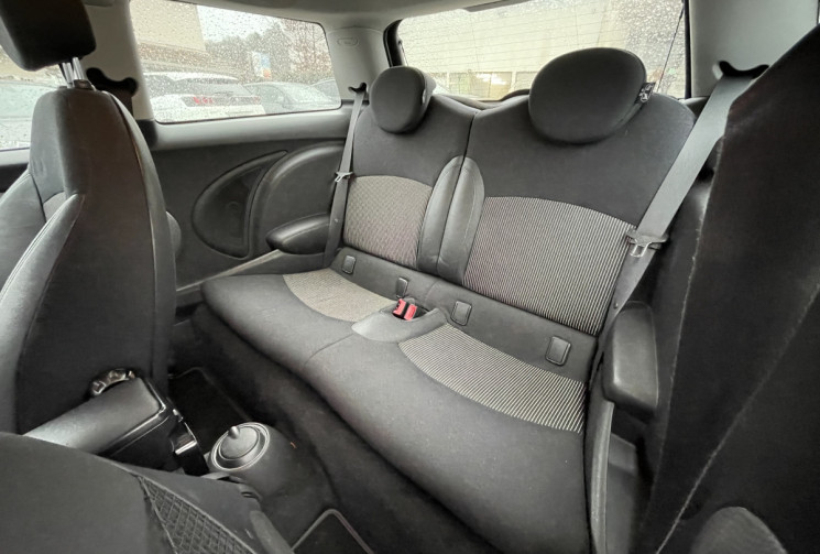 Mini Cooper S / 175 CH 