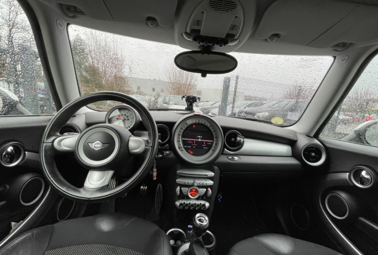 Mini Cooper S / 175 CH 