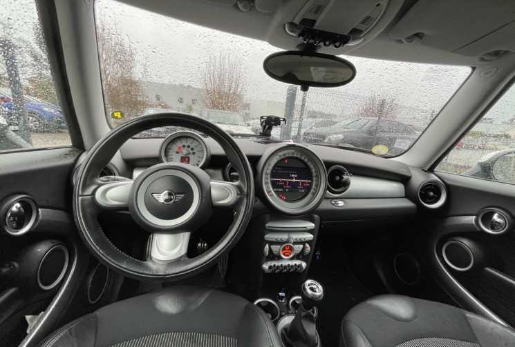 Mini Cooper S / 175 CH 