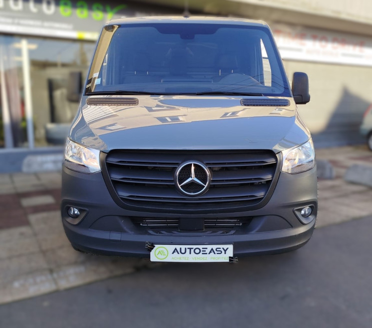 Mercedes Sprinter III 910.623 FWD L1H2 214CDI 2.2 D 16V Fourgon moyen 9G-TRONIC 143 cv Boîte auto