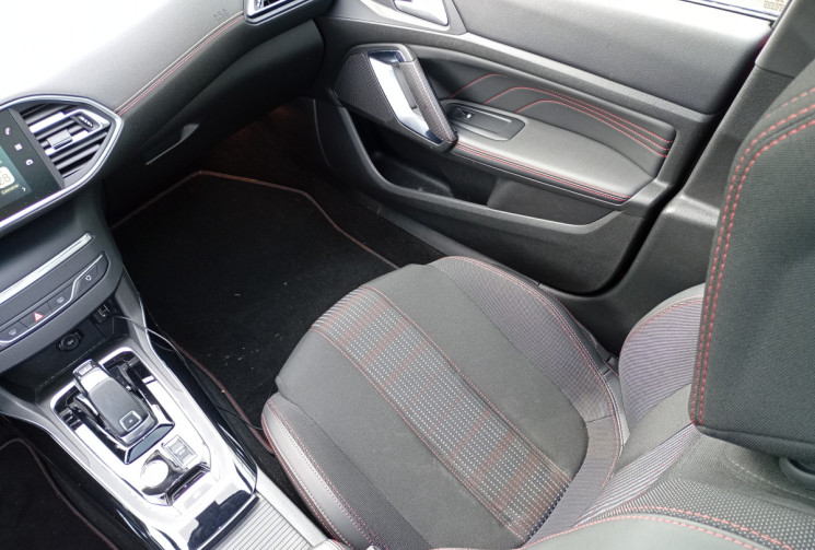 Peugeot 308  II 1.2 130ch S&S GT LINE EAT8 