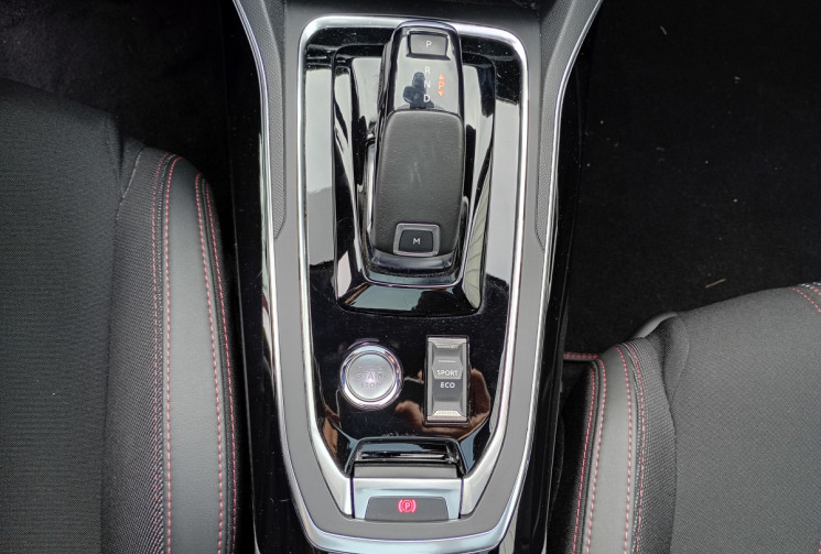 Peugeot 308  II 1.2 130ch S&S GT LINE EAT8 