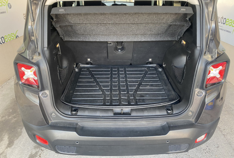 Jeep Renegade LIMITED 1.4 140CH - Clim auto - Bluetooth - Camera - Distrib à jour 