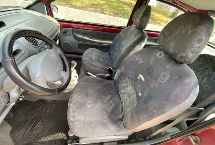 Renault Twingo I 1.2 i 16V EMOTION 75CH CLIM - VITRES ELECTRIQUES - RETROS ELECTRIQUES