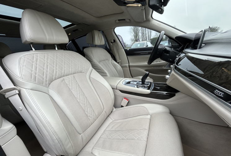 BMW SERIE 7 750Li Xdrive Limousine G12 4.4 V8 450CH
