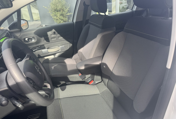 Citroën C3 1.2 puretech 82ch / FEEL Business / CARPLAY / Courroie Changée 