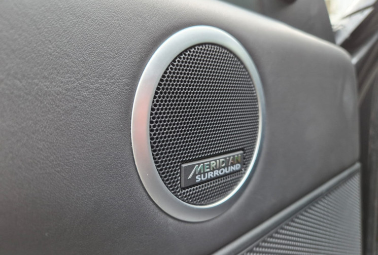 Land-Rover Discovery  V Phase 2 P250 2.0 16V 4WD 300 CV Boîte auto