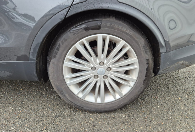 Land-Rover Discovery  V Phase 2 P250 2.0 16V 4WD 300 CV Boîte auto