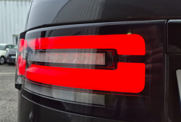 Land-Rover Discovery  V Phase 2 P250 2.0 16V 4WD 300 CV Boîte auto