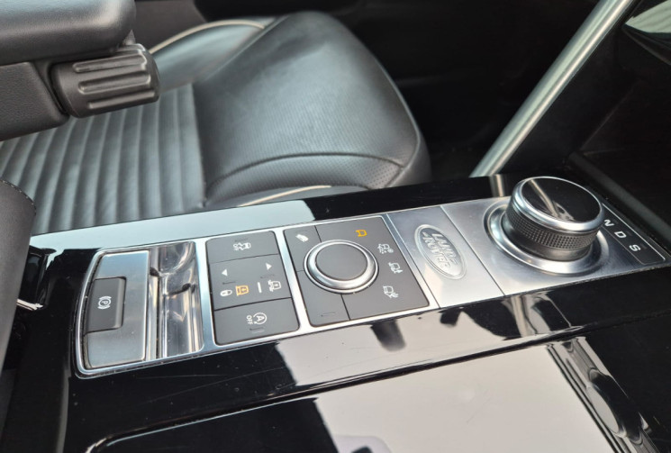 Land-Rover Discovery  V Phase 2 P250 2.0 16V 4WD 300 CV Boîte auto