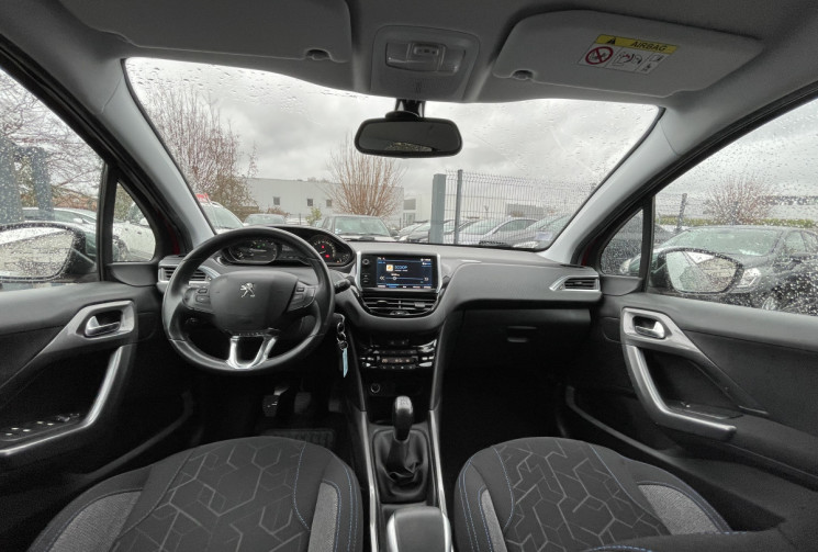 Peugeot 2008 1.2 / 82 CH / STYLE