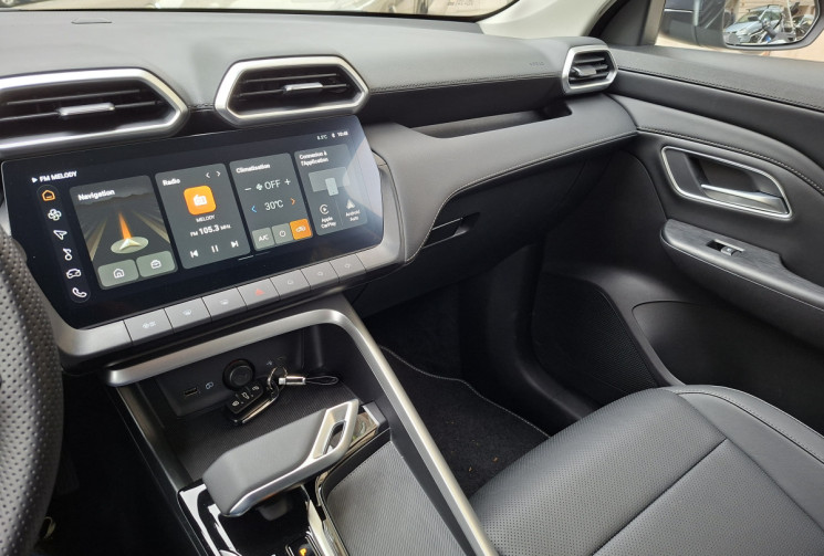 MG ZS 1.5 HYBRID+ 197 CH LUXURY 3200 KMS GARANTIE CONSTRUCTEUR 7 ANS OU 150000 KMS