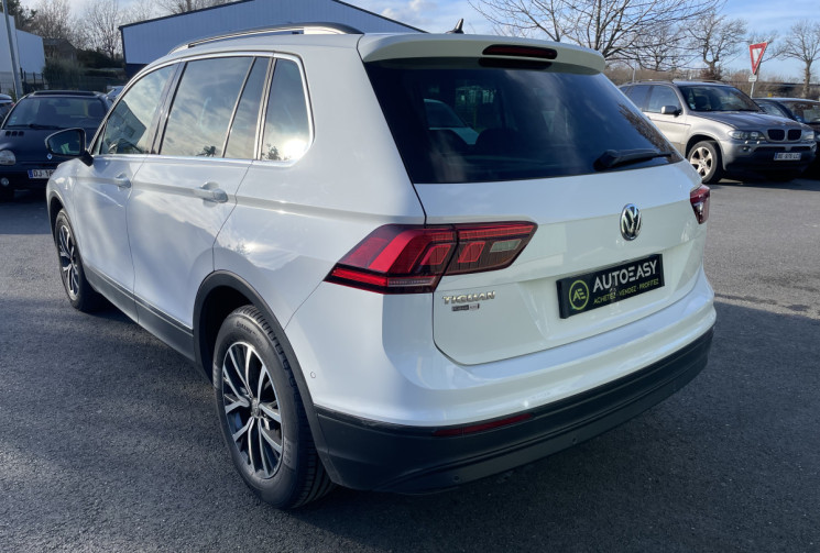 Volkswagen Tiguan 2.0 TDI 150 Confortline Business BVM6 *Avec attelage électrique*