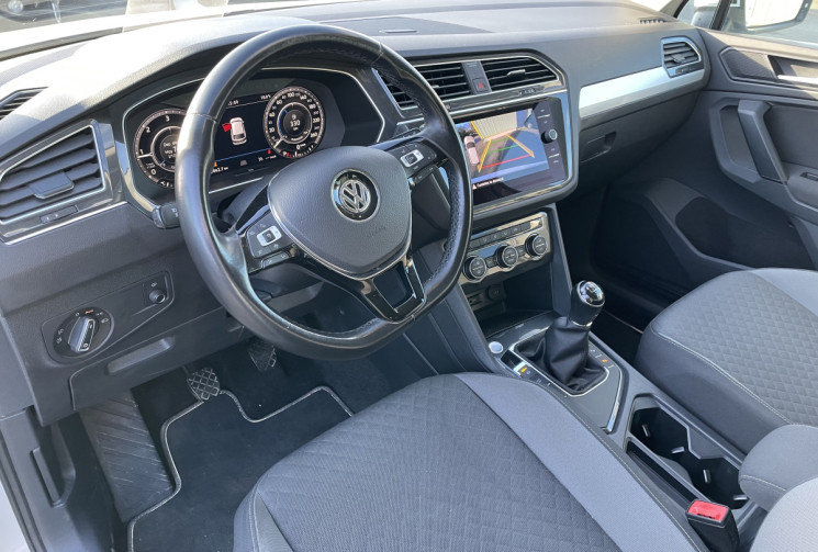 Volkswagen Tiguan 2.0 TDI 150 Confortline Business BVM6 *Avec attelage électrique*