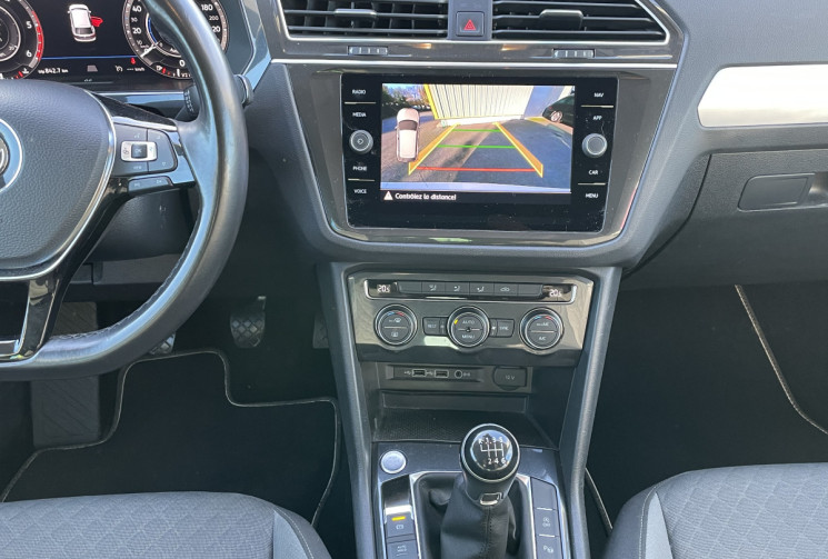 Volkswagen Tiguan 2.0 TDI 150 Confortline Business BVM6 *Avec attelage électrique*