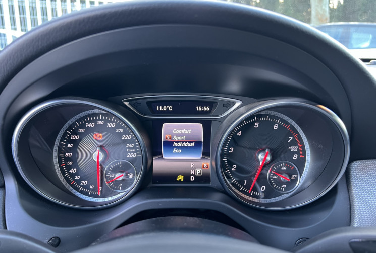 Mercedes CLA 180 122 Sensation 7G-DCT / Seulement 37 600 km / Vidange Boite OK / Caméra / Française