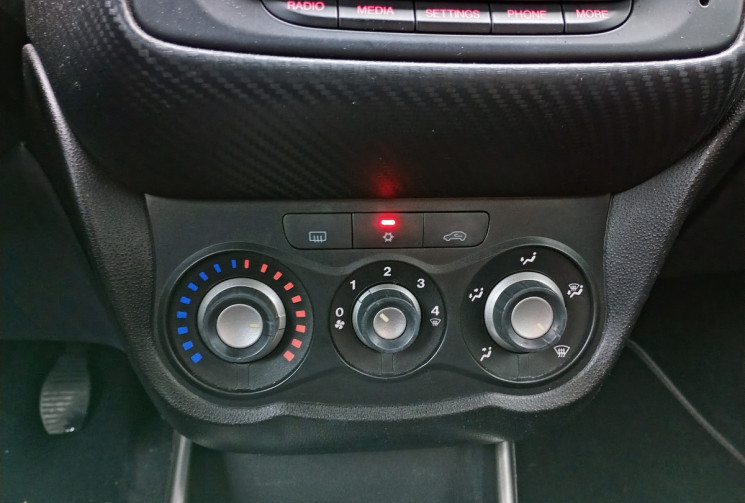 Alfa Romeo MiTo  1.4 TB MultiAir Start Stop 135 ch / SBK