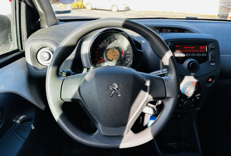 Peugeot 108 1.0 68ch Active 1ère main / Entretien Peugeot