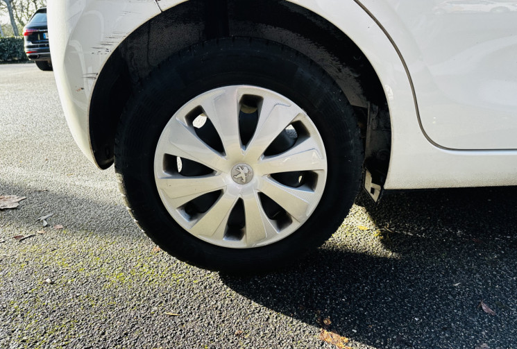 Peugeot 108 1.0 68ch Active 1ère main / Entretien Peugeot