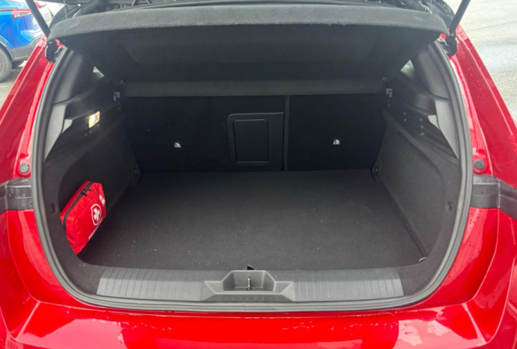 Opel Astra 1.6 HYBRID 225 GS / TOIT OUVRANT / ETAT NEUF / GARANTIE CONSTRUCTEUR JUSQU'EN JUIN 2027