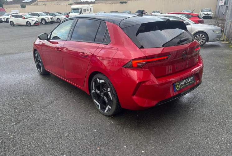 Opel Astra 1.6 HYBRID 225 GS / TOIT OUVRANT / ETAT NEUF / GARANTIE CONSTRUCTEUR JUSQU'EN JUIN 2027