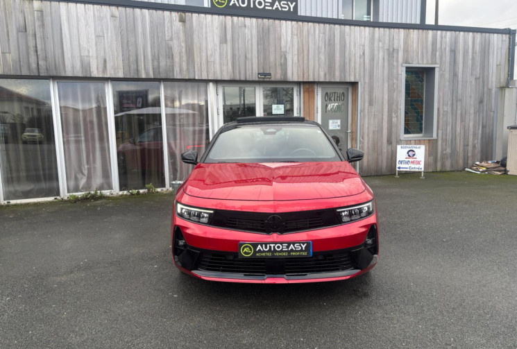 Opel Astra 1.6 HYBRID 225 GS / TOIT OUVRANT / ETAT NEUF / GARANTIE CONSTRUCTEUR JUSQU'EN JUIN 2027