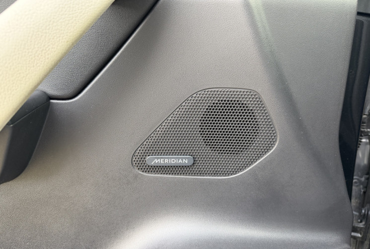 Jaguar F-Pace 3.0 D PRESTIGE V6 AWD 300 / MERIDIAN / CAMERA / HAYON ELECTRIQUE