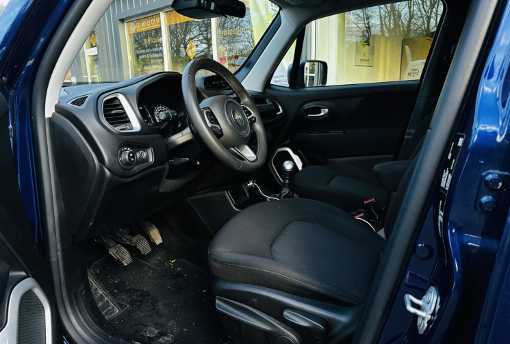 Jeep Renegade 1.0 GSE 120ch Quiksilver Edition Toit panoramique 
