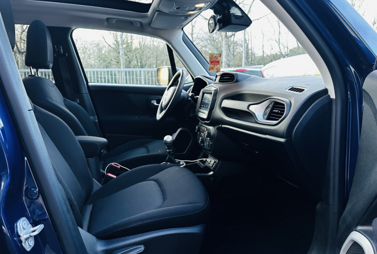 Jeep Renegade 1.0 GSE 120ch Quiksilver Edition Toit panoramique 