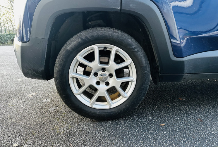 Jeep Renegade 1.0 GSE 120ch Quiksilver Edition Toit ouvrant panoramique 